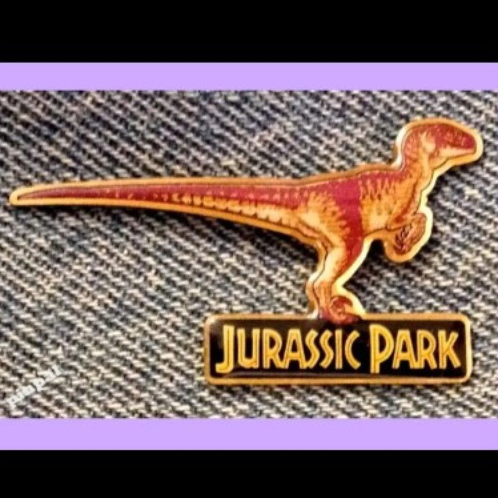 Jurassic Park Metal Pin ~ Velociraptor Dinosaur